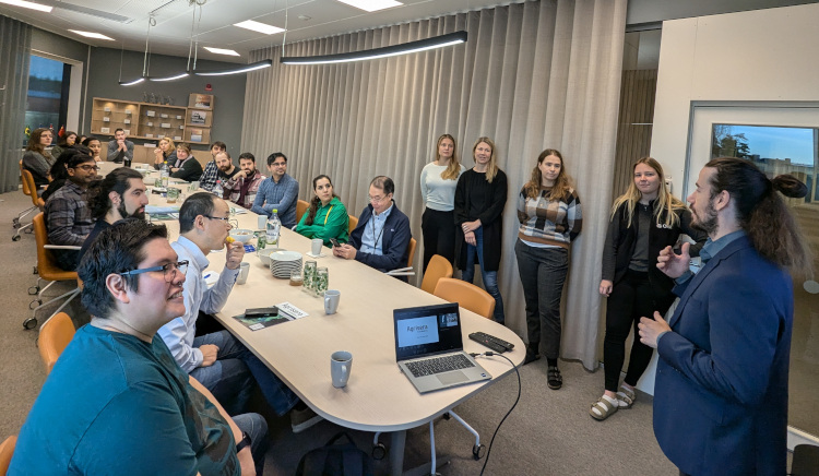 KBC researchers visitng Agrisera facility in Umeå